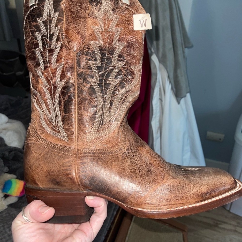 Miranda Lambert’s Idyllwind Outlaw Boots - wide